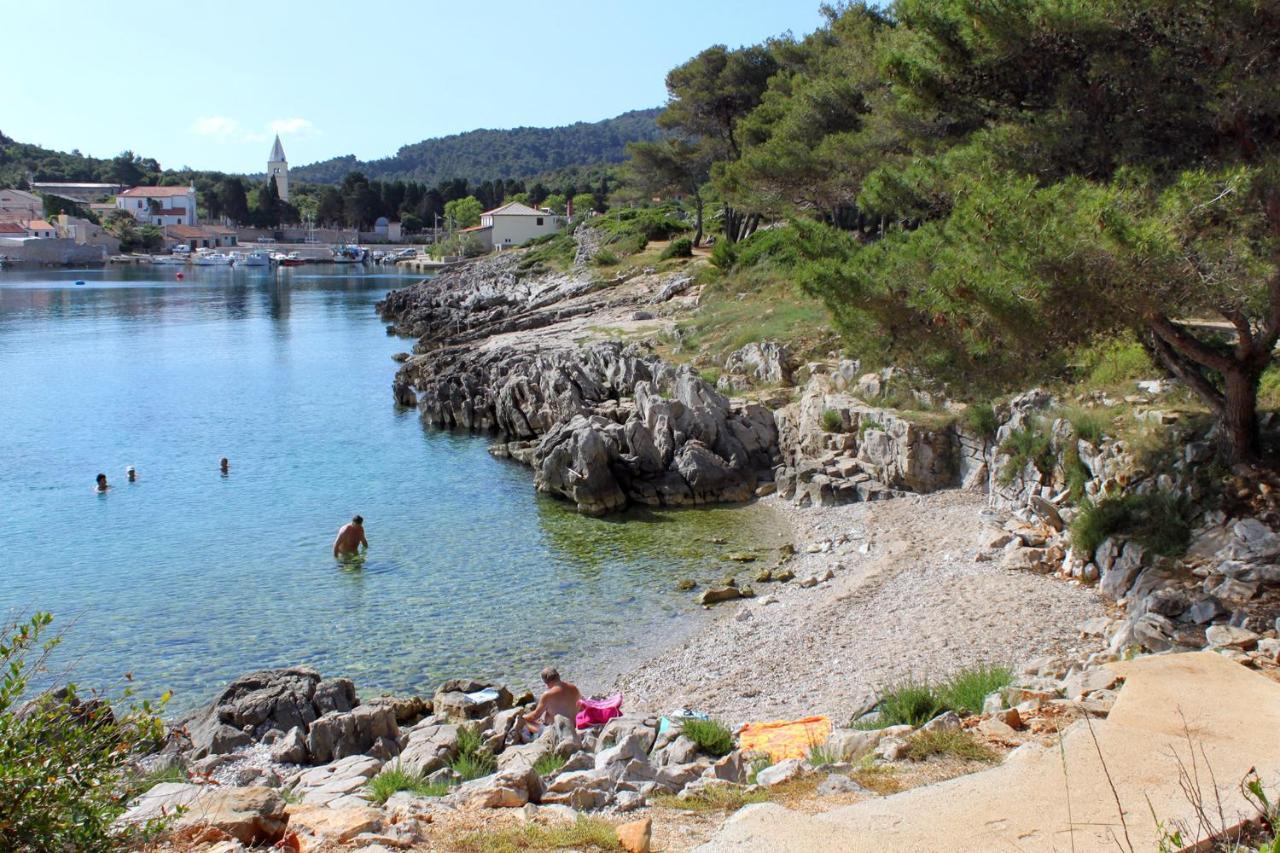 Apartment Mali Losinj 7879B Kültér fotó