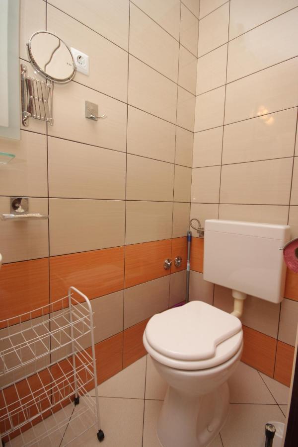 Apartment Mali Losinj 7879B Kültér fotó