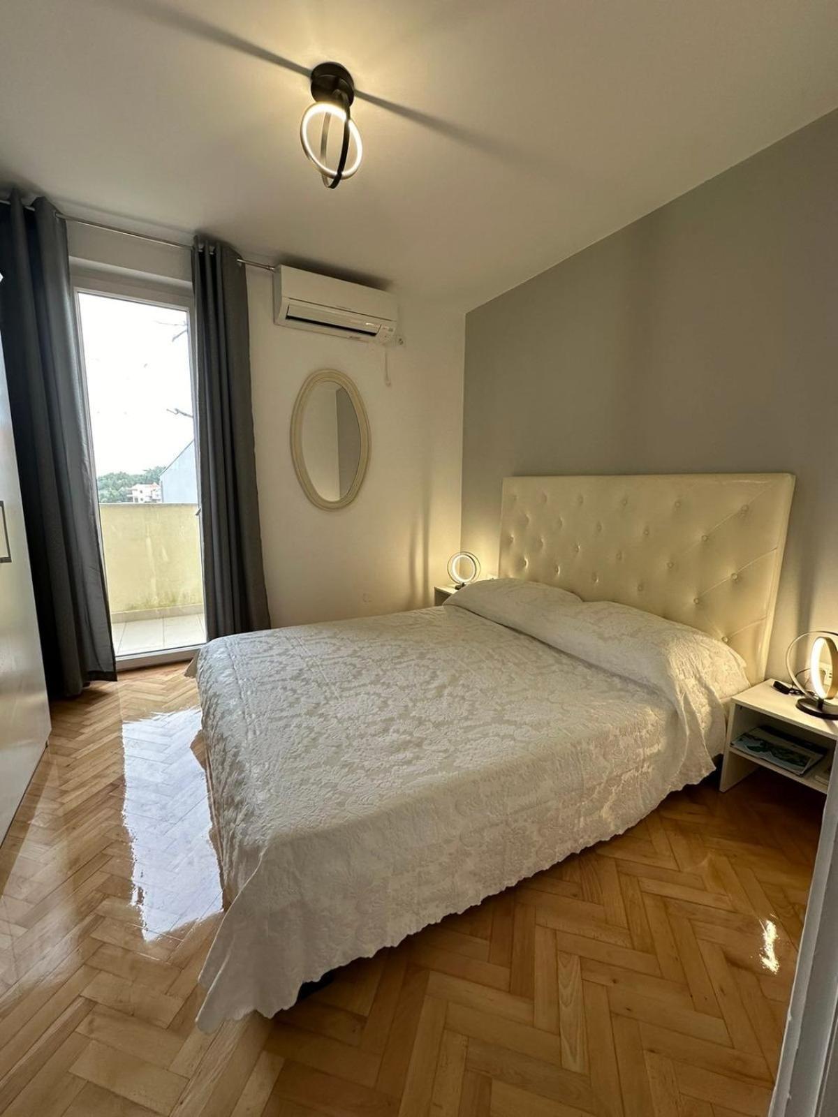 Apartment Mali Losinj 7879B Kültér fotó